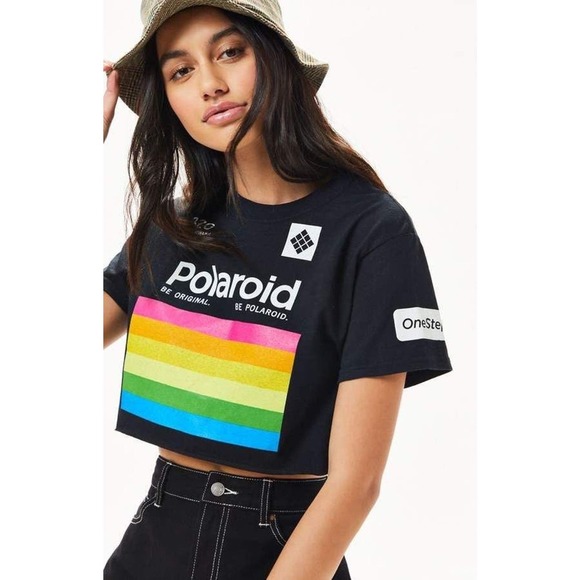 Polaroid Black Cropped Gaphic Tee Crop Top Short Sleeve Women's Size Small - Picture 6 of 6